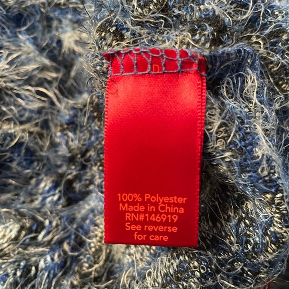 NWT Jennifer Lopez Front Twist Sweater - Picture 6 of 6